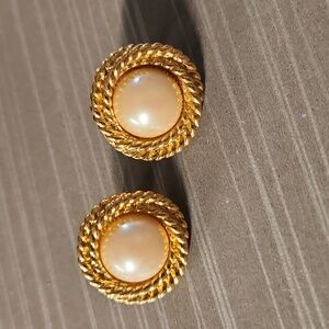 Sarah Coventry vintage earrings